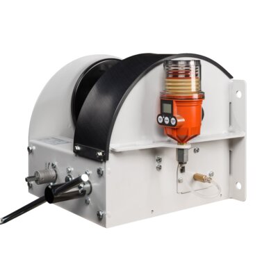 Grease pump on battery drill winch DW1000